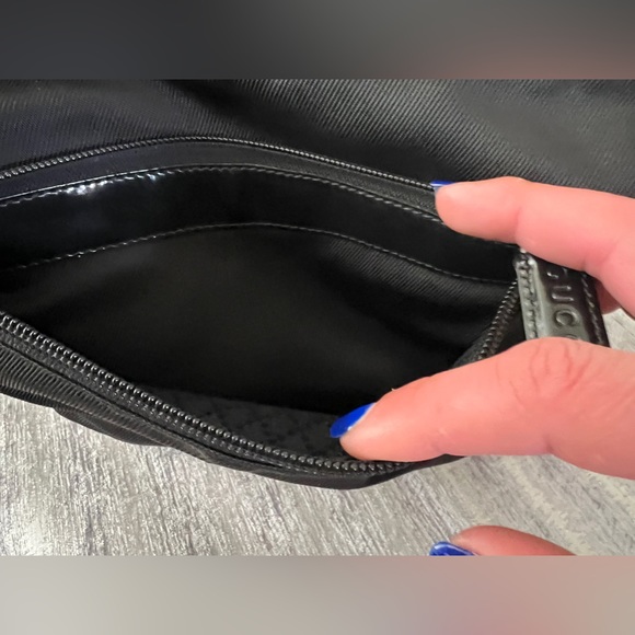 Authentic Vintage Gucci Handbag COA in Hand - Picture 3 of 13